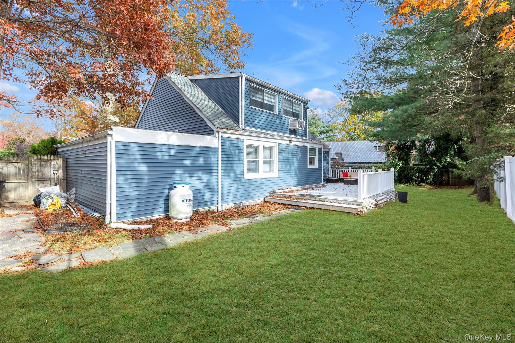 16 Piermont Court, Melville, NY 11747