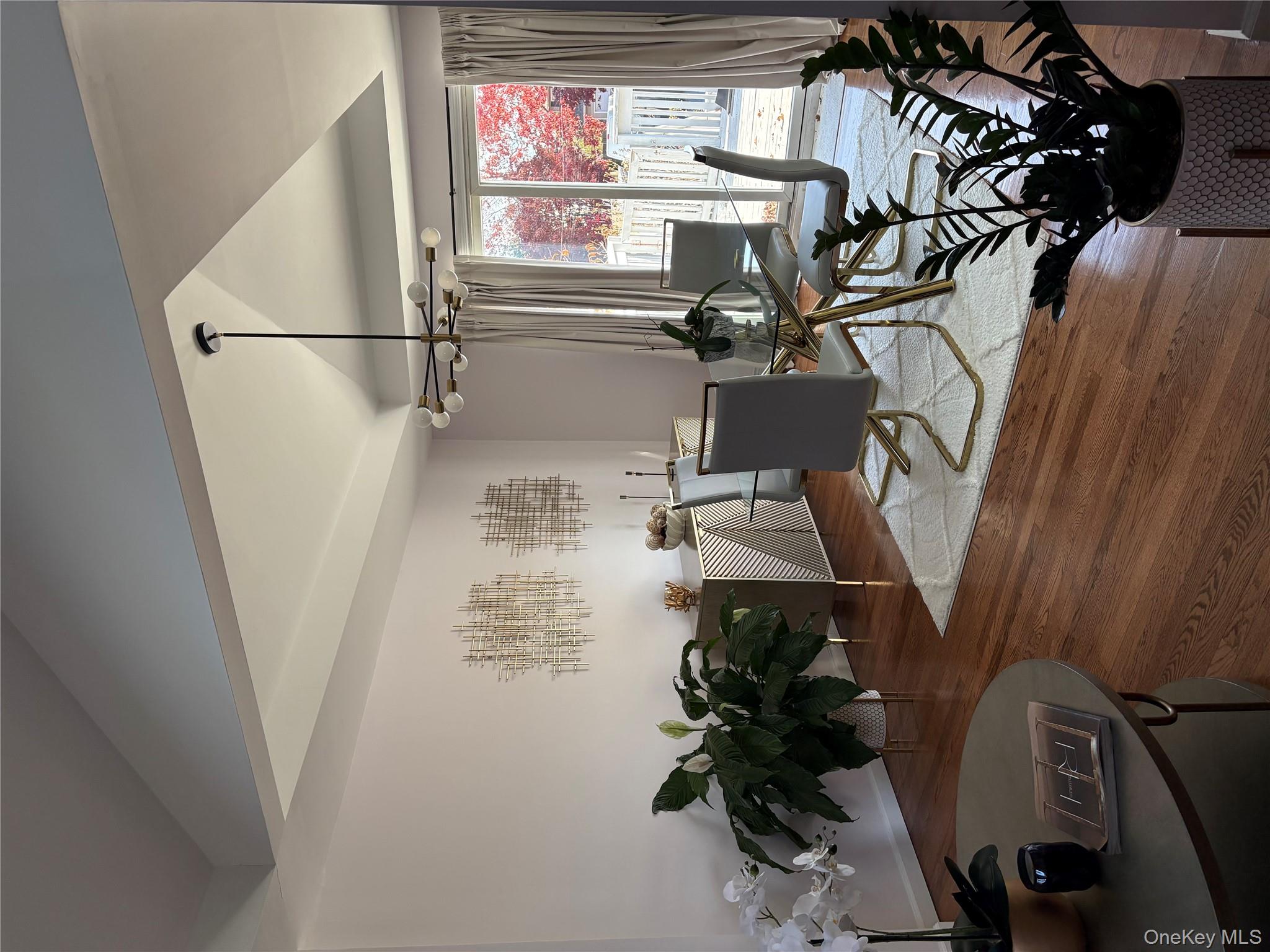 648 Molloy Street, Copiague, NY 11726