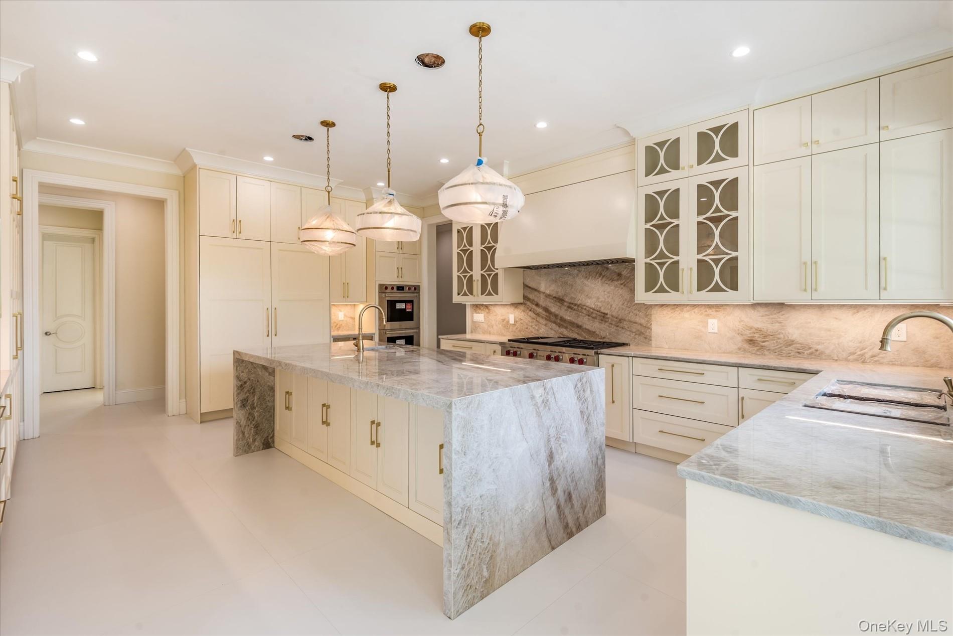 566A E Shore Road, Great Neck, NY 11024