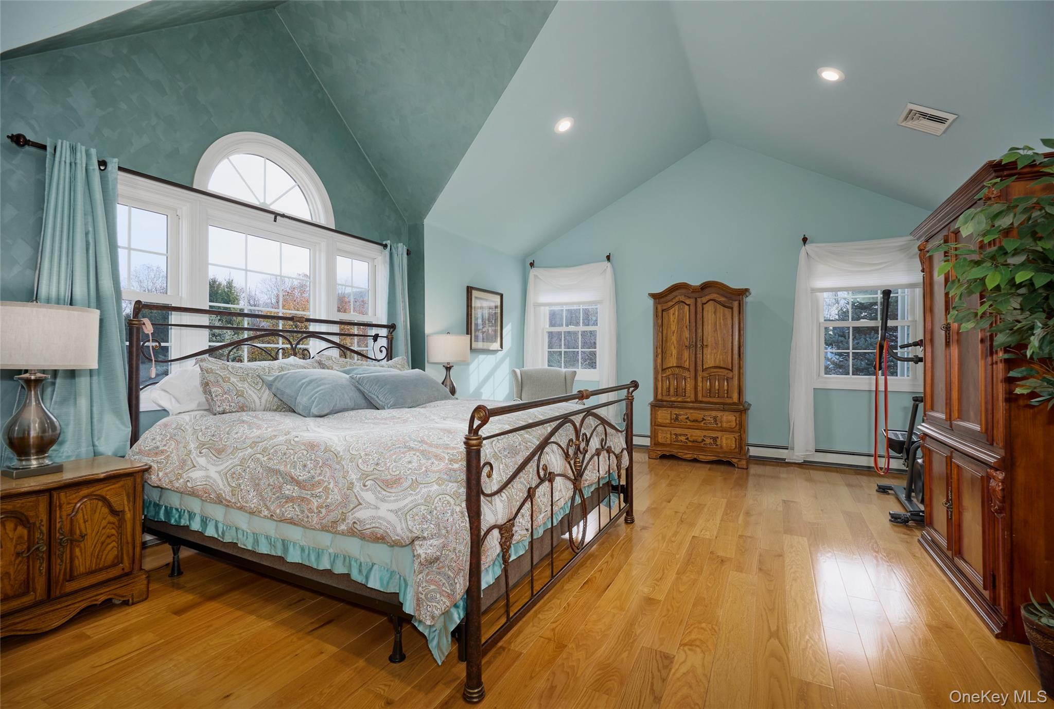 16 Powderhorn Road, Patterson, NY 12563