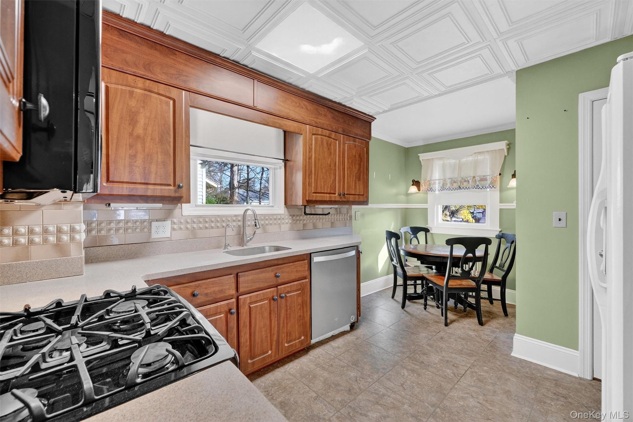 165 Wayne Avenue, Suffern, NY 10901