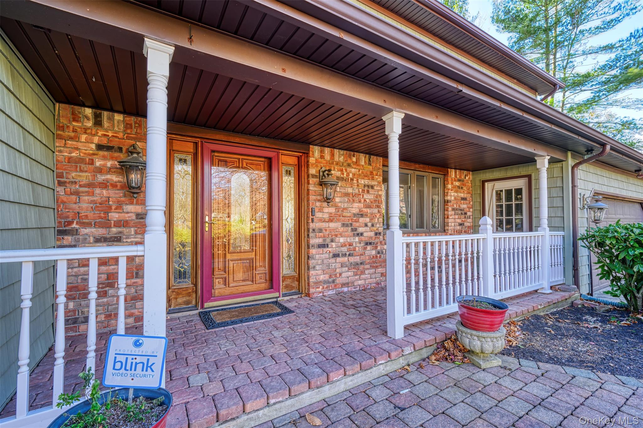 6 Penelope Lane, Huntington, NY 11743