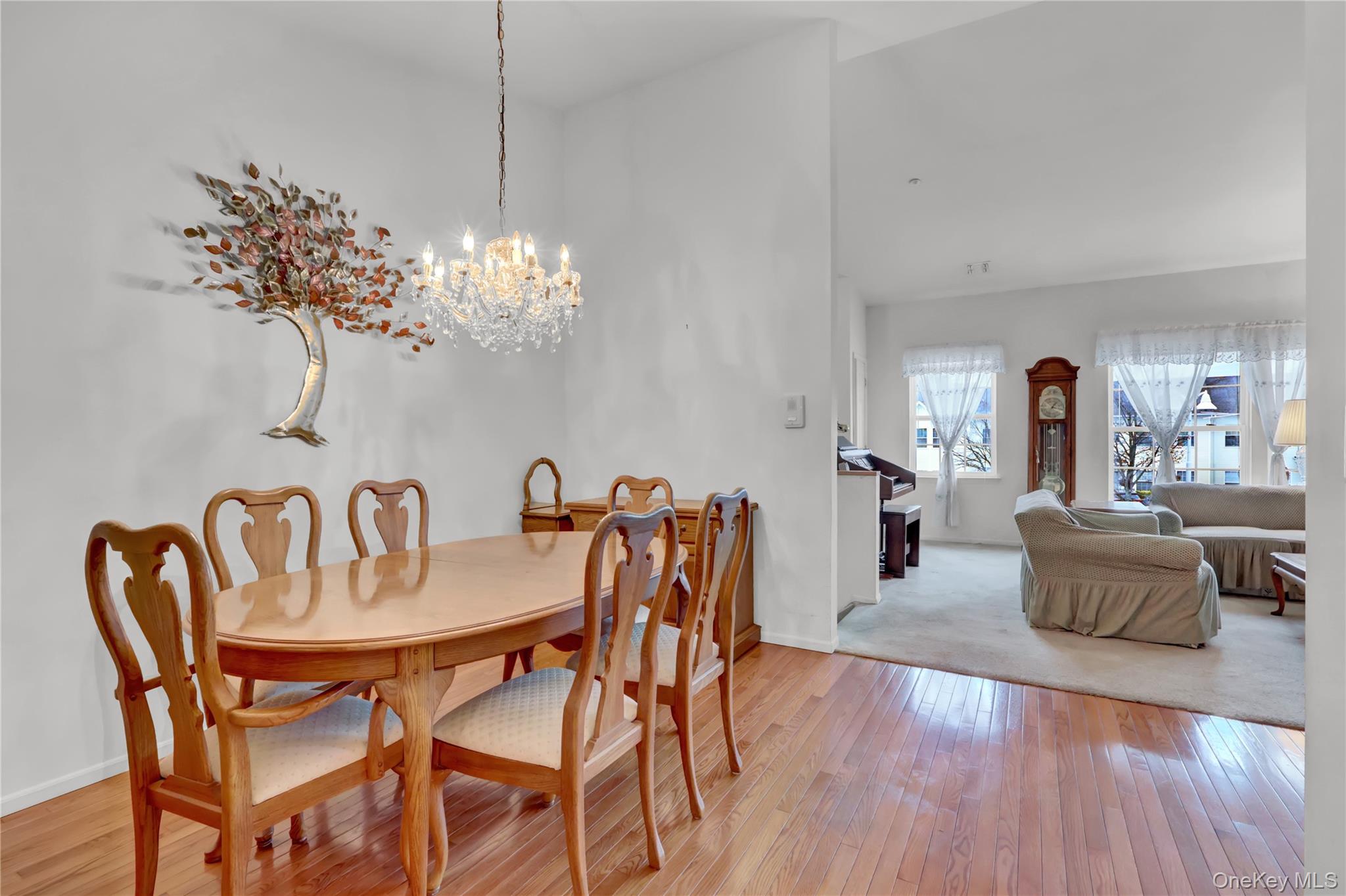 816 Narragansett Villas Drive # 816, Lindenhurst, NY 11757