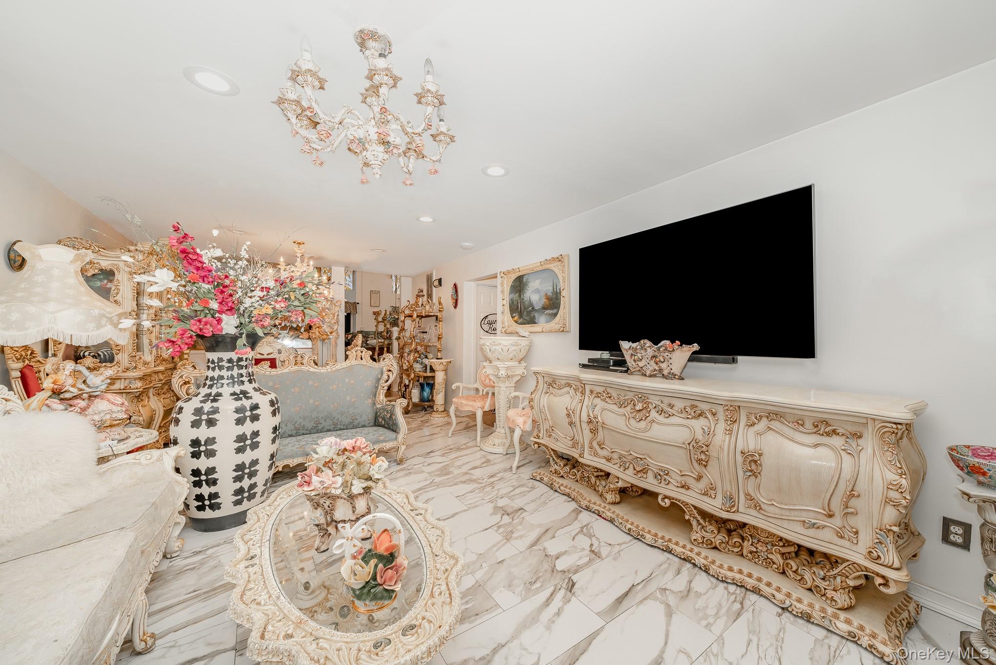 5 Northwood Boulevard, Central Islip, NY 11722