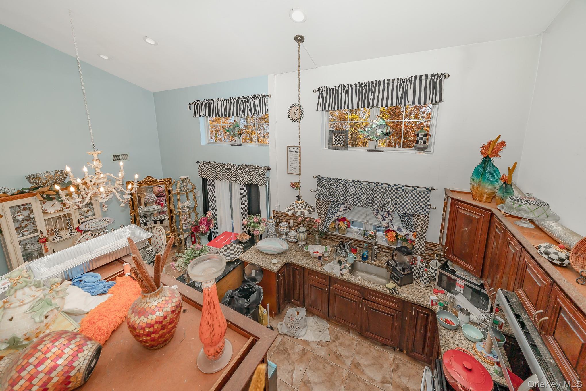 5 Northwood Boulevard, Central Islip, NY 11722