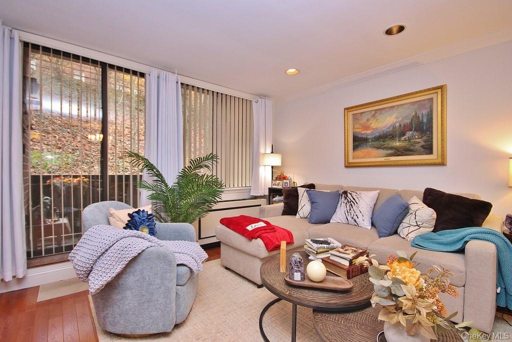 1374 Midland Avenue # 101, Bronxville, NY 10708