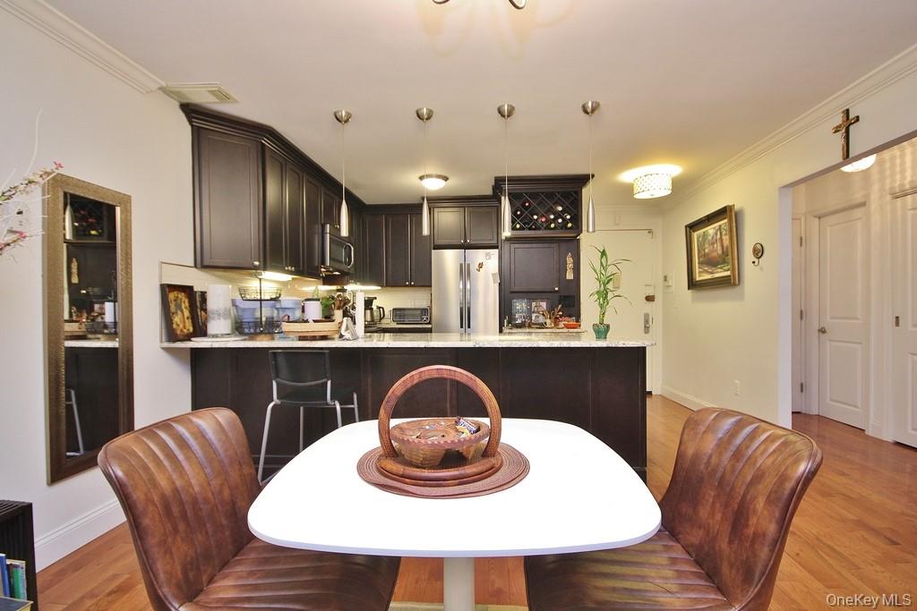 1374 Midland Avenue # 101, Bronxville, NY 10708