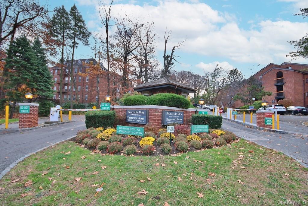 1374 Midland Avenue # 101, Bronxville, NY 10708