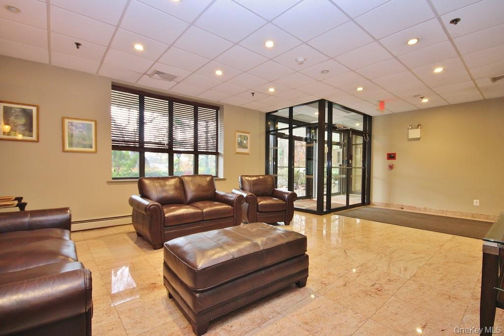 1374 Midland Avenue # 101, Bronxville, NY 10708