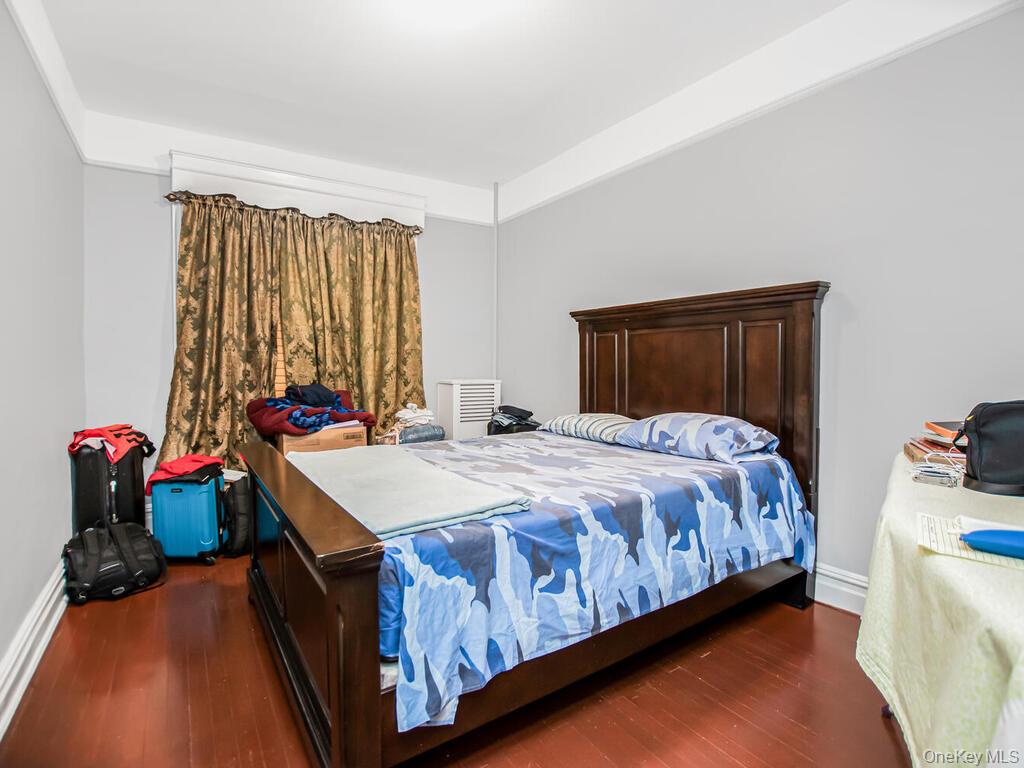 1012 E 225th Street, Bronx, NY 10466