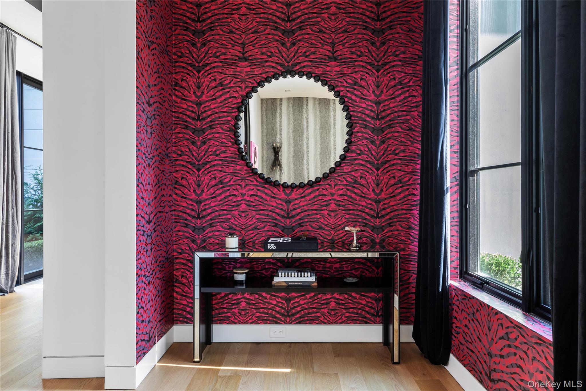 199 Lattingtown Road, Locust Valley, NY 11560