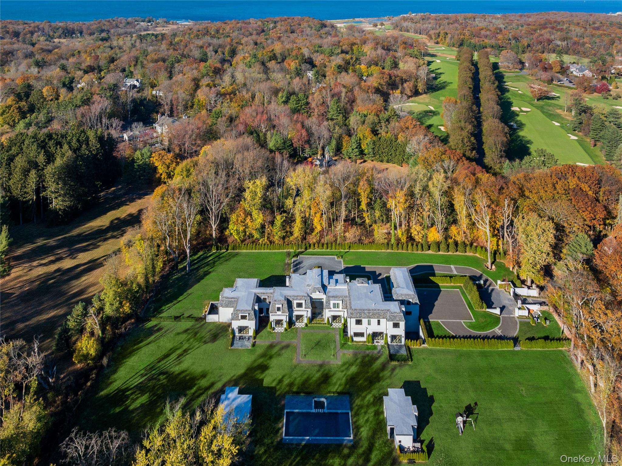 199 Lattingtown Road, Locust Valley, NY 11560