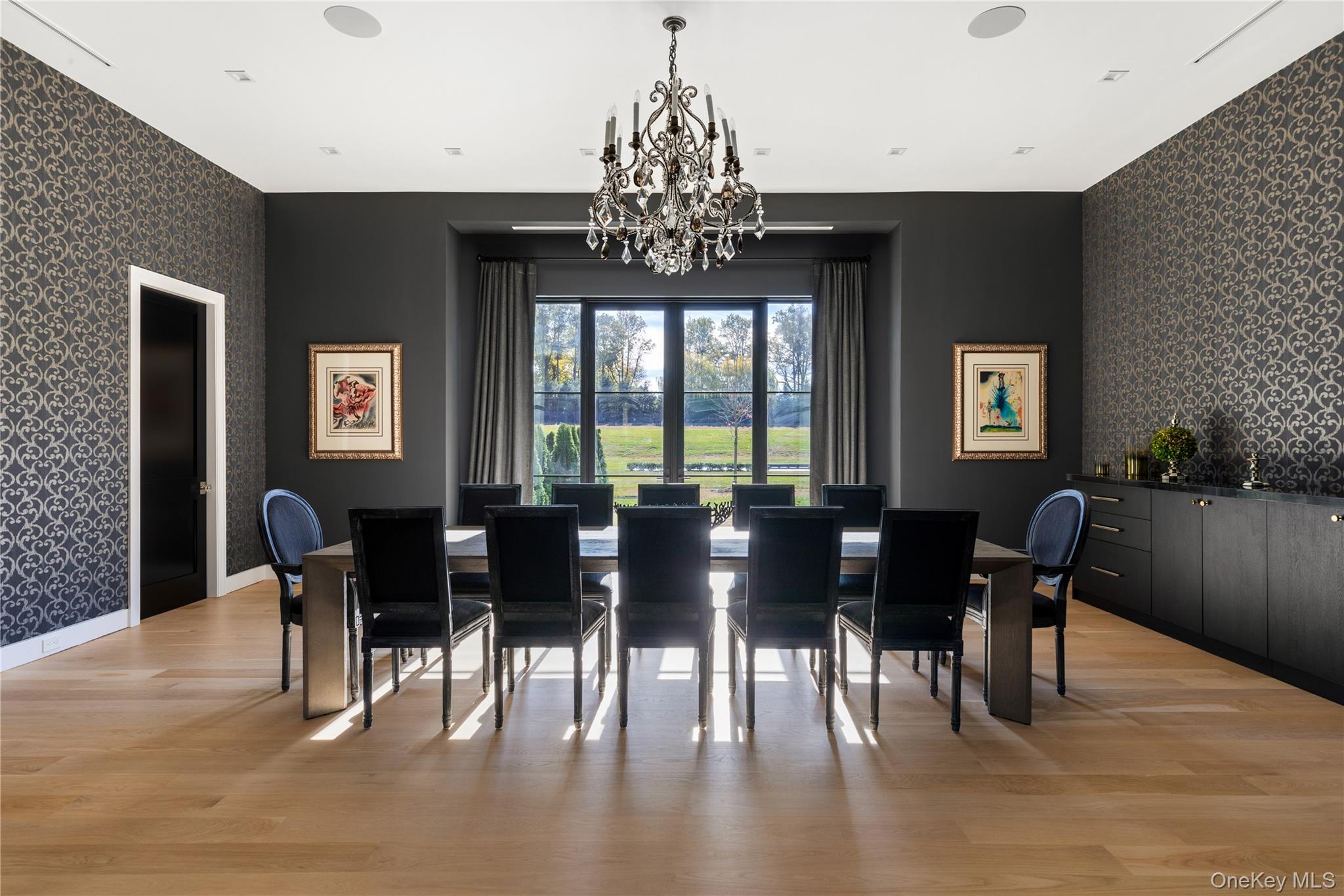 199 Lattingtown Road, Locust Valley, NY 11560