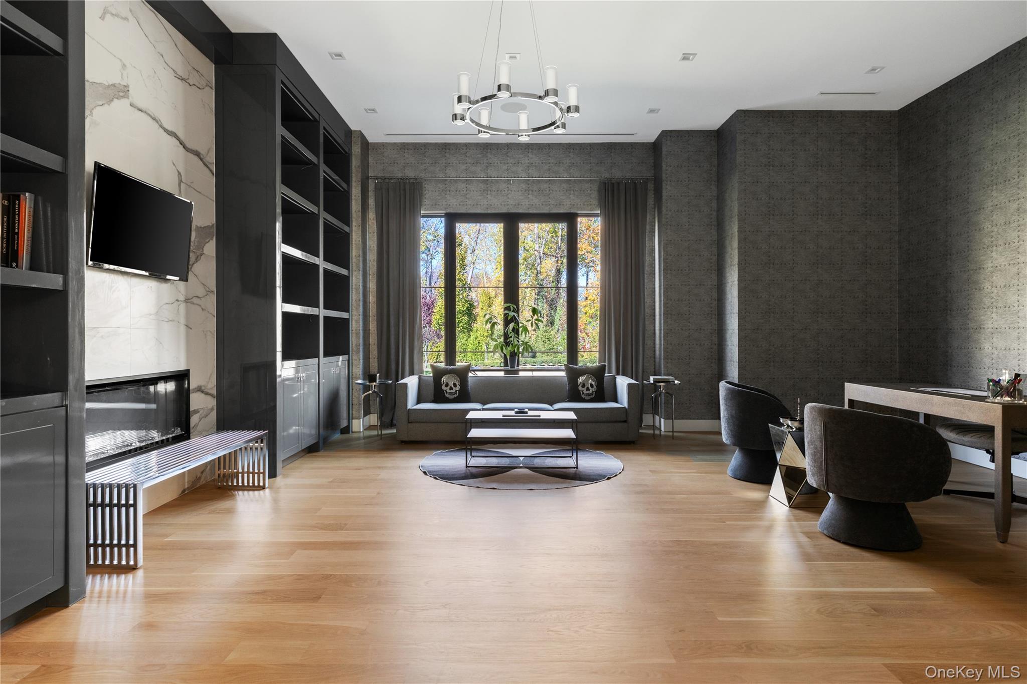 199 Lattingtown Road, Locust Valley, NY 11560