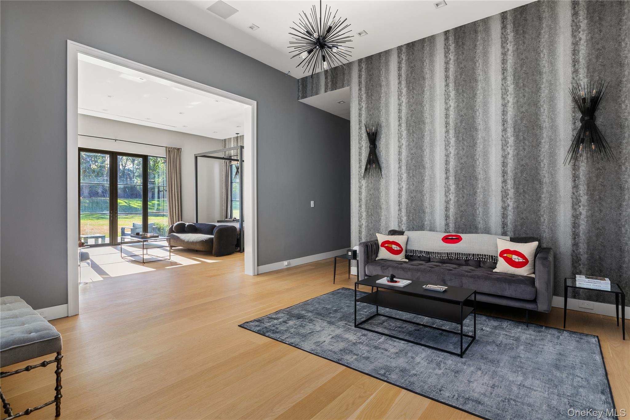 199 Lattingtown Road, Locust Valley, NY 11560