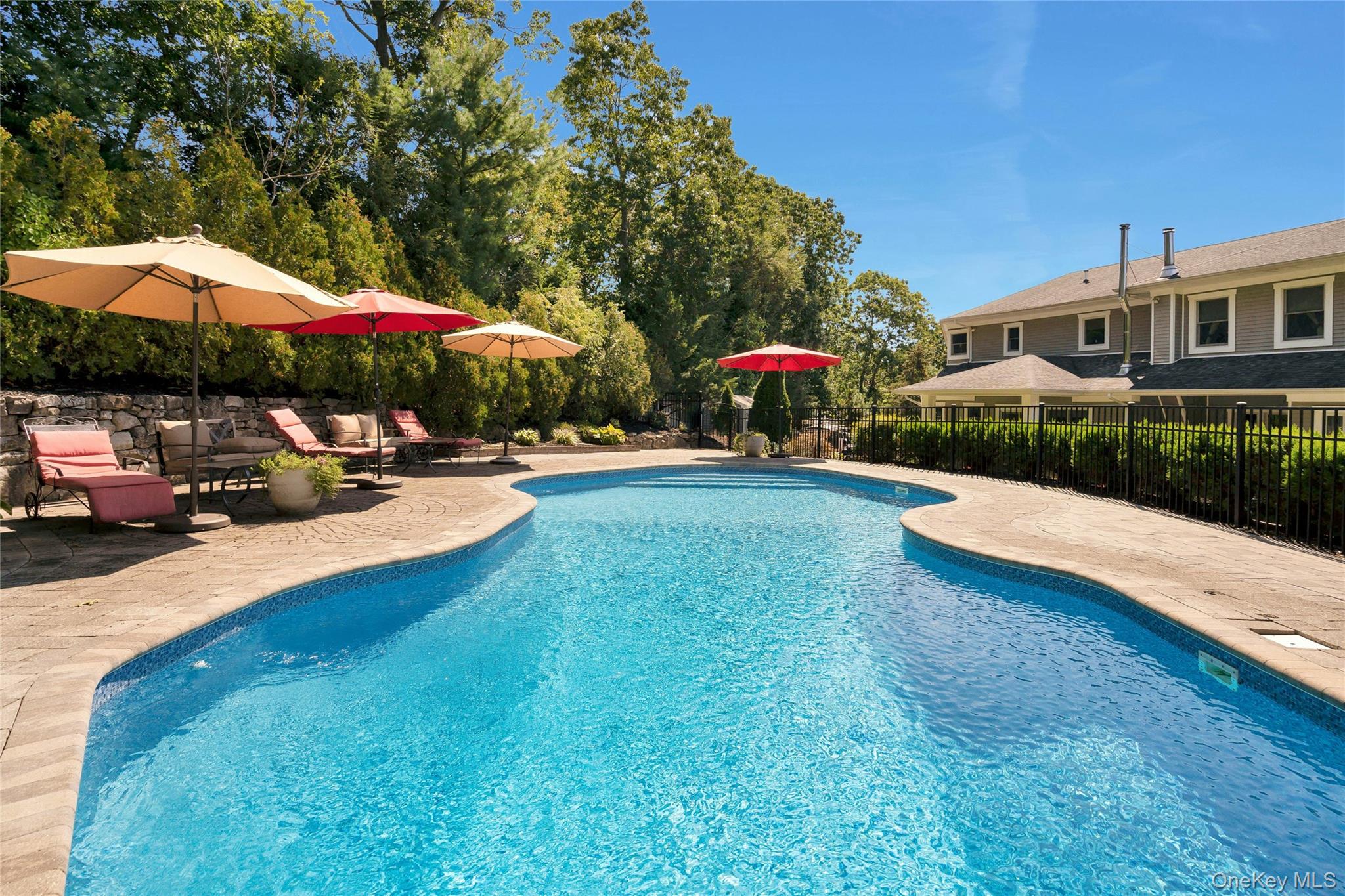 1 Brycewood Drive, Dix Hills, NY 11746