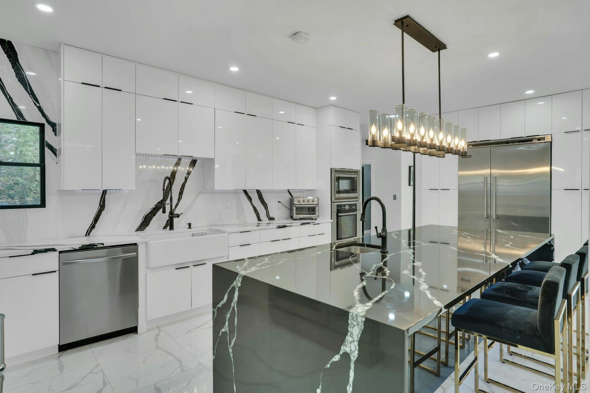 1 Brycewood Drive, Dix Hills, NY 11746