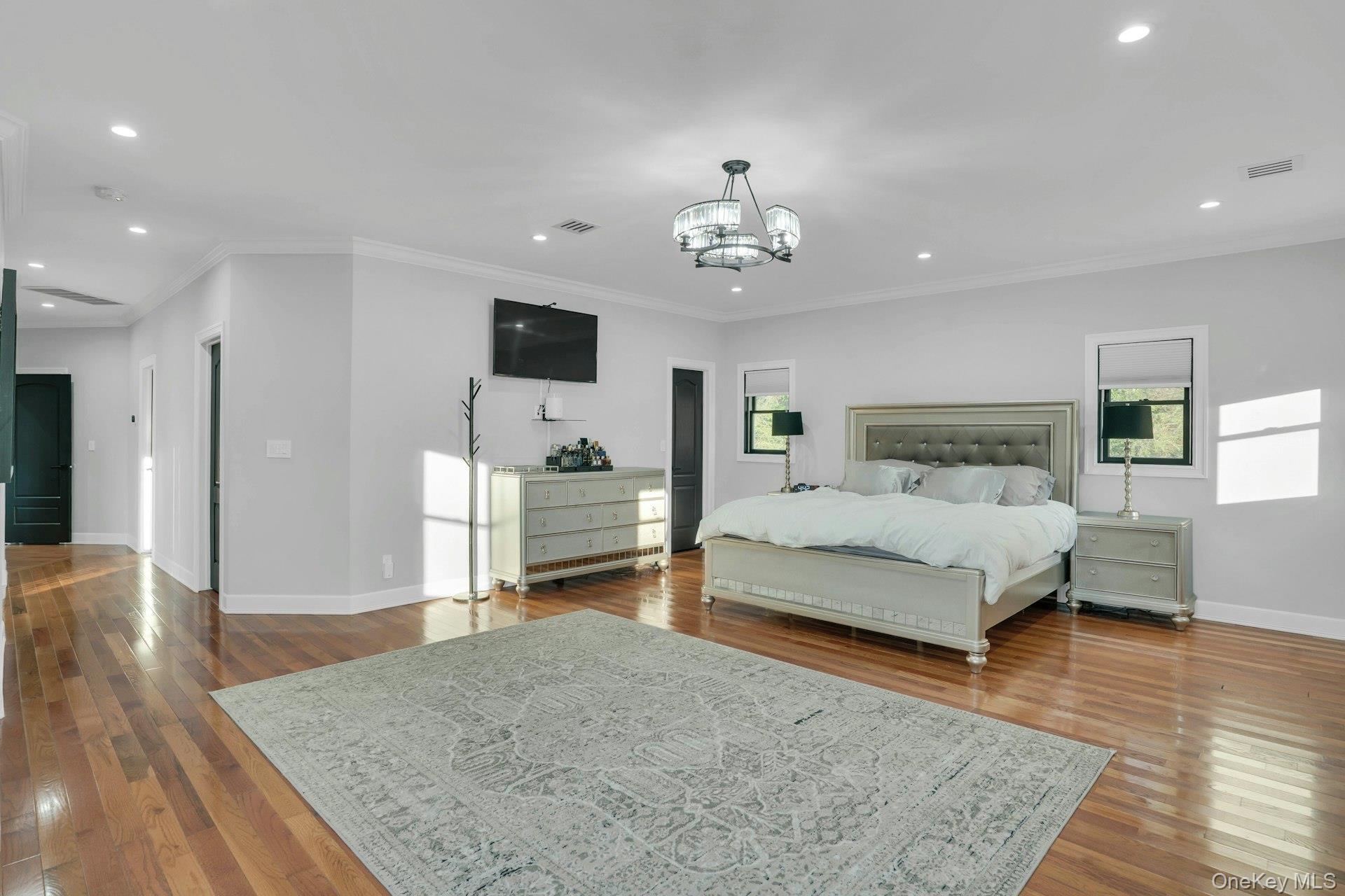 1 Brycewood Drive, Dix Hills, NY 11746