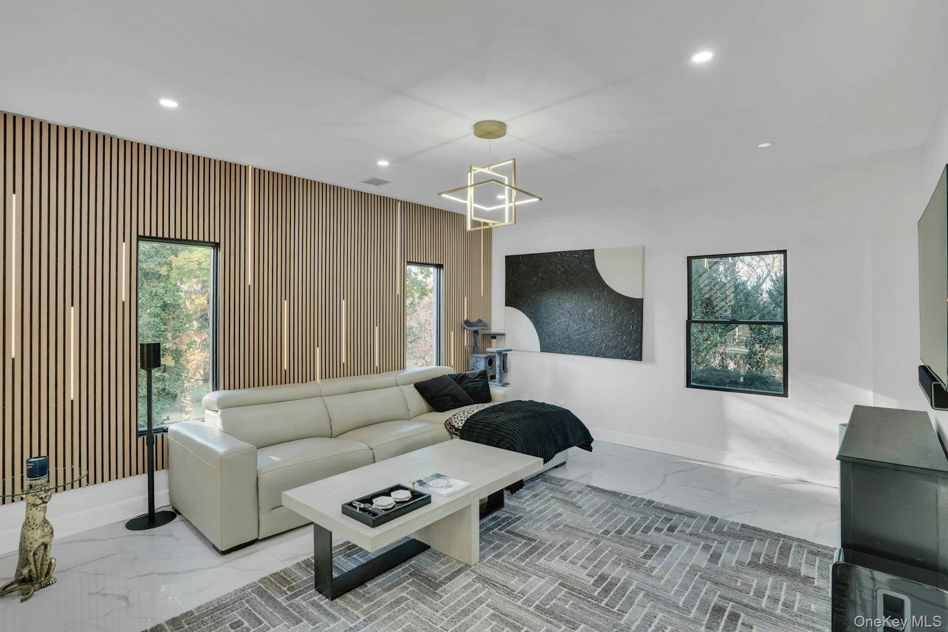 1 Brycewood Drive, Dix Hills, NY 11746