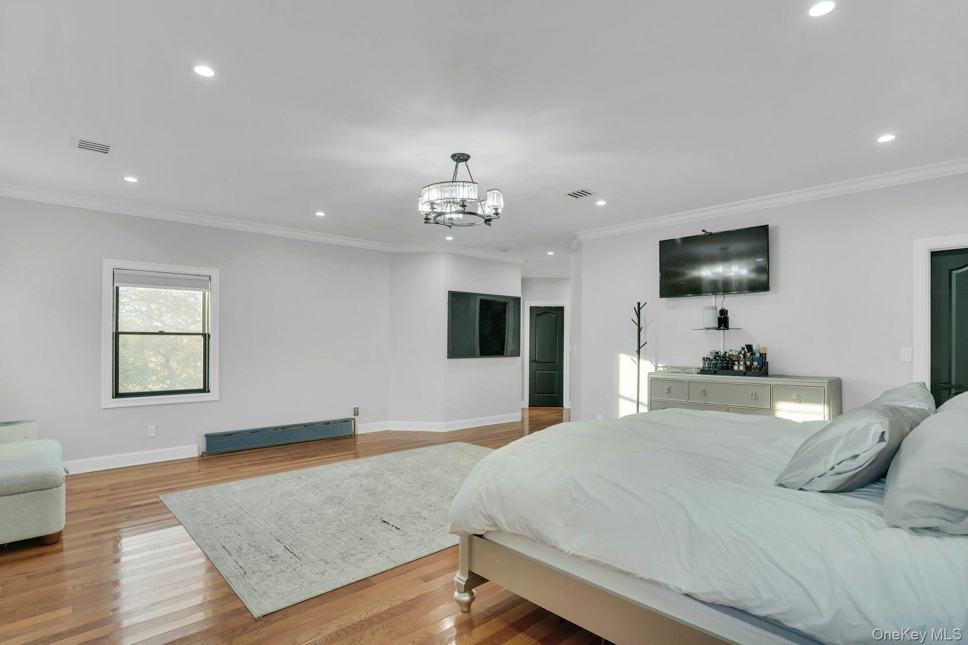 1 Brycewood Drive, Dix Hills, NY 11746