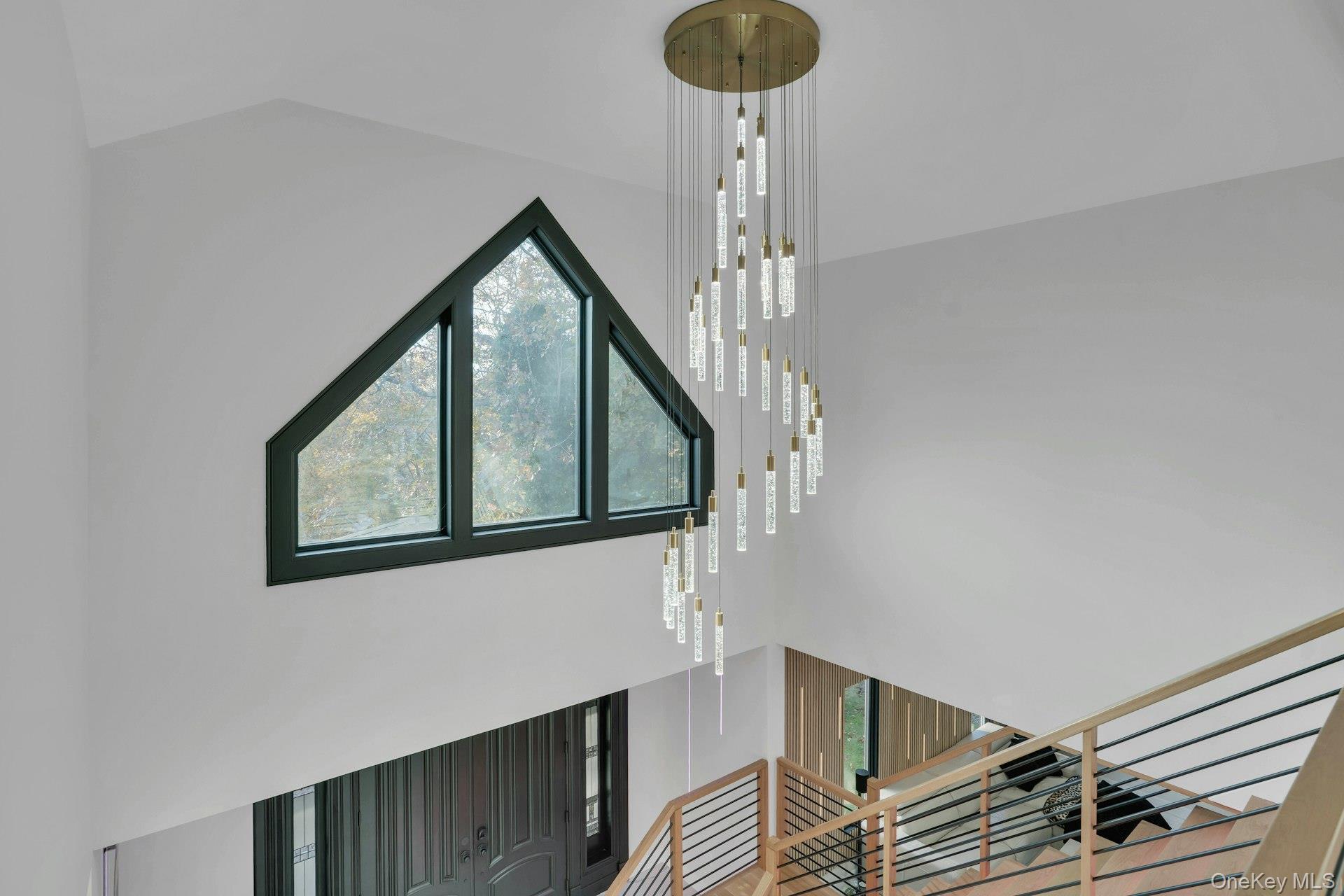 1 Brycewood Drive, Dix Hills, NY 11746