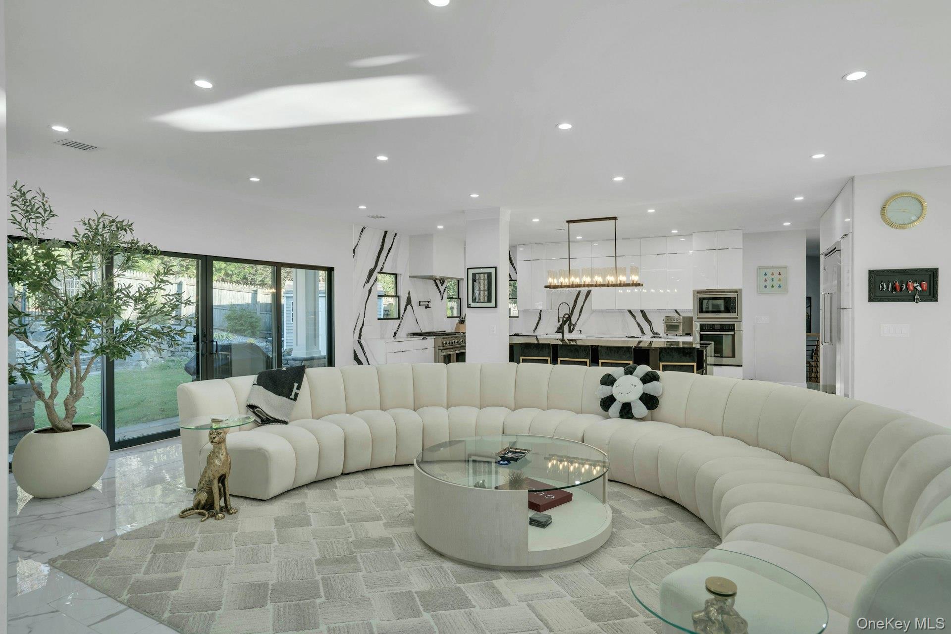 1 Brycewood Drive, Dix Hills, NY 11746