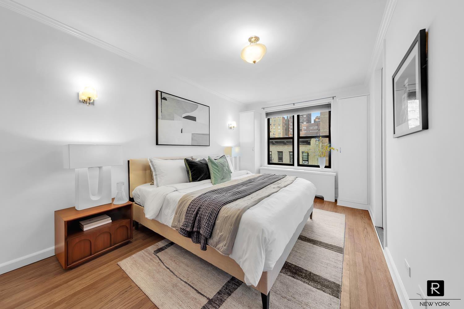 330 East 70th Street # 5-J, New York (Manhattan), NY 10021