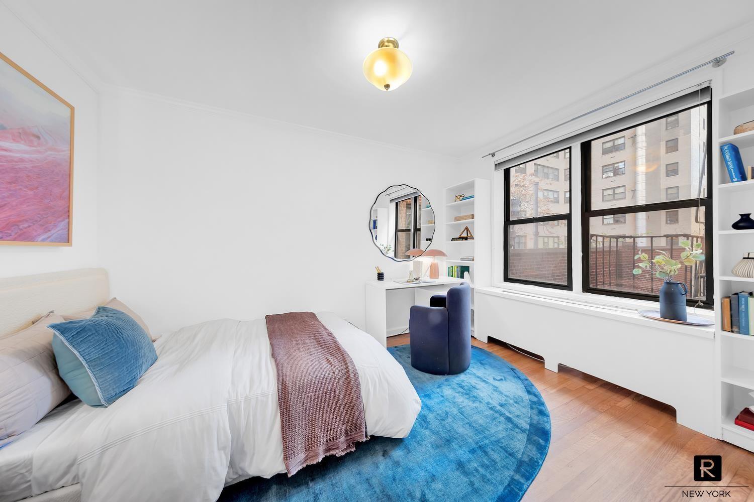 330 East 70th Street # 5-J, New York (Manhattan), NY 10021