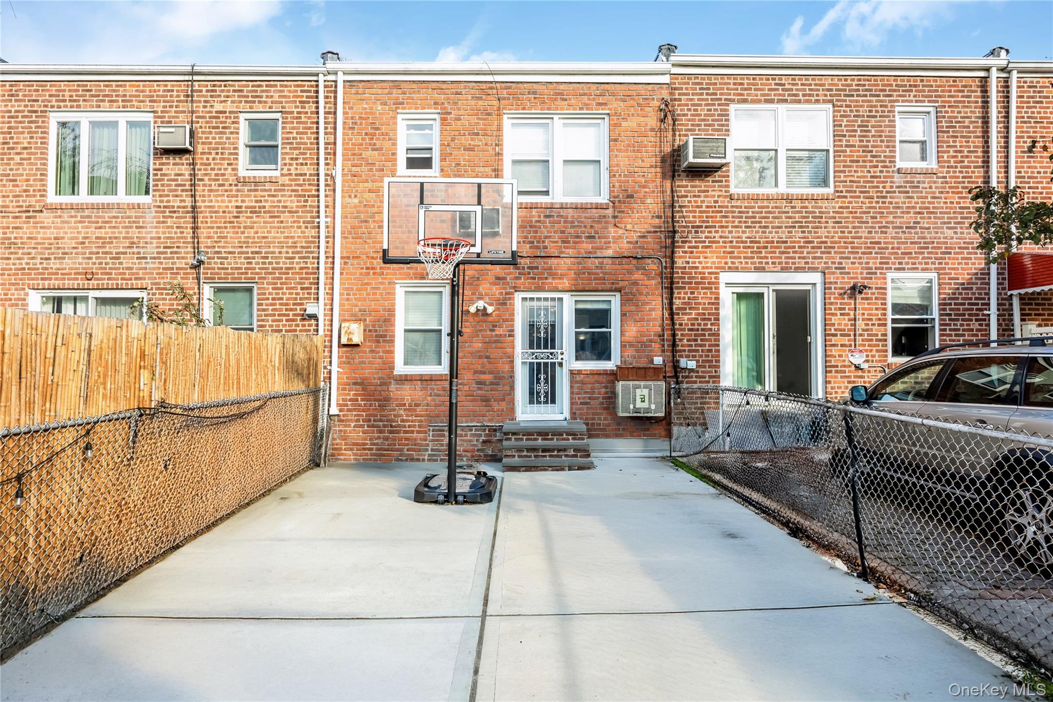 Middle Village, NY 11379