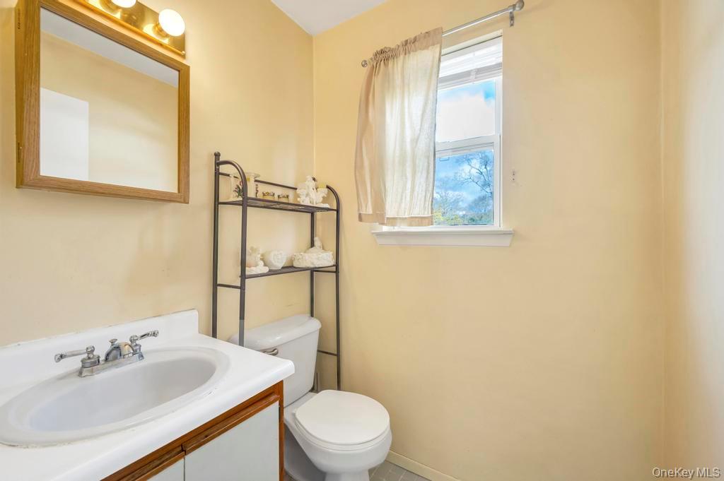 57 Macarthur Avenue, Brentwood, NY 11717