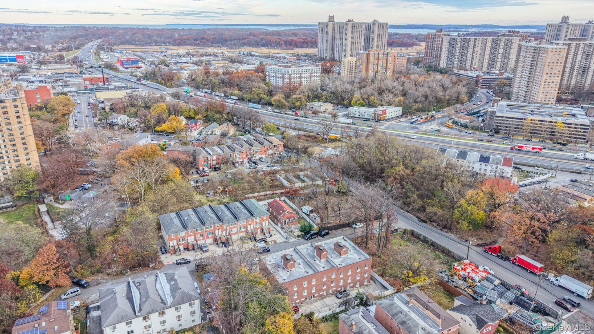 3412 Hunter Avenue, Bronx, NY 10475