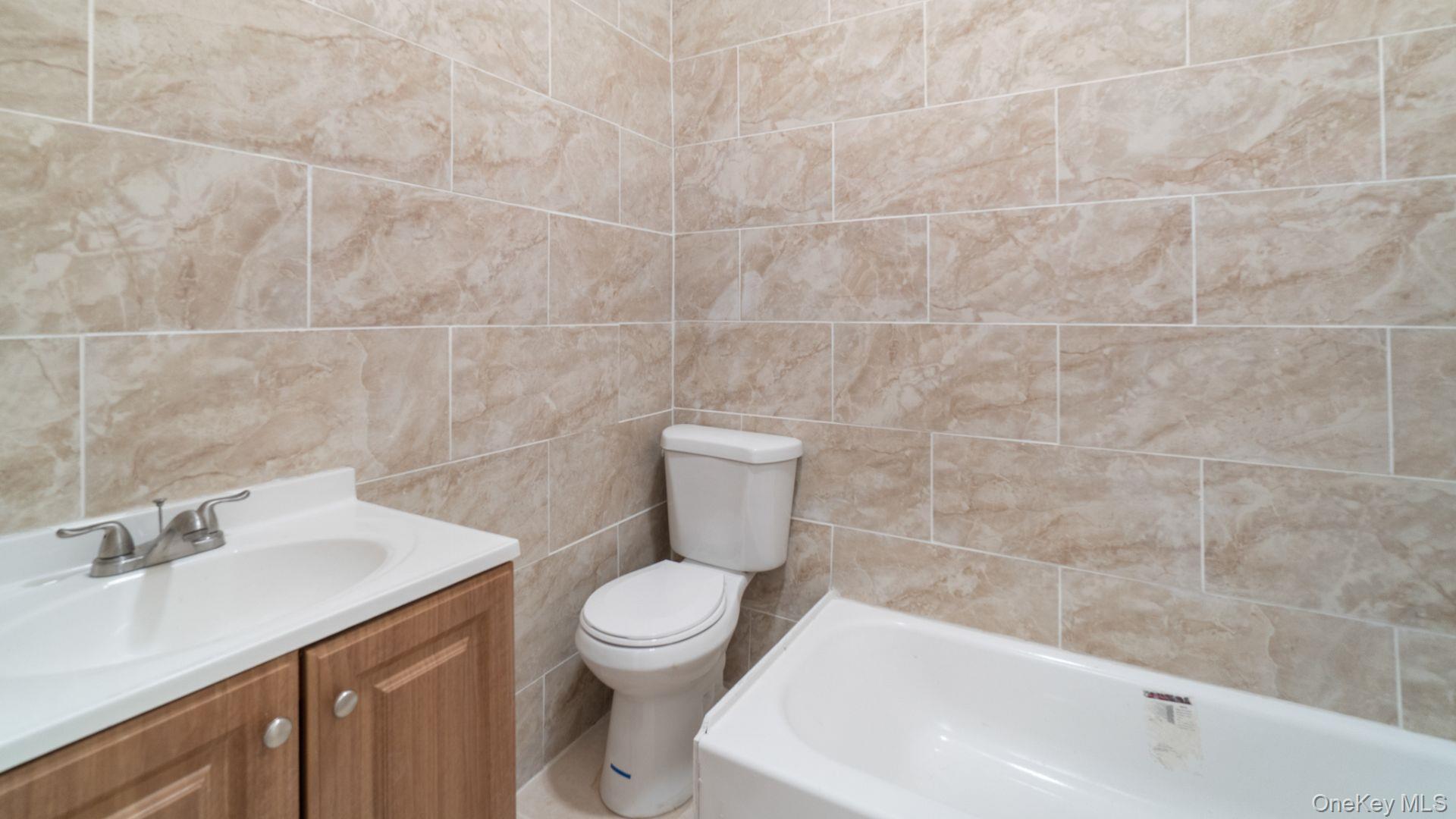 3412 Hunter Avenue, Bronx, NY 10475