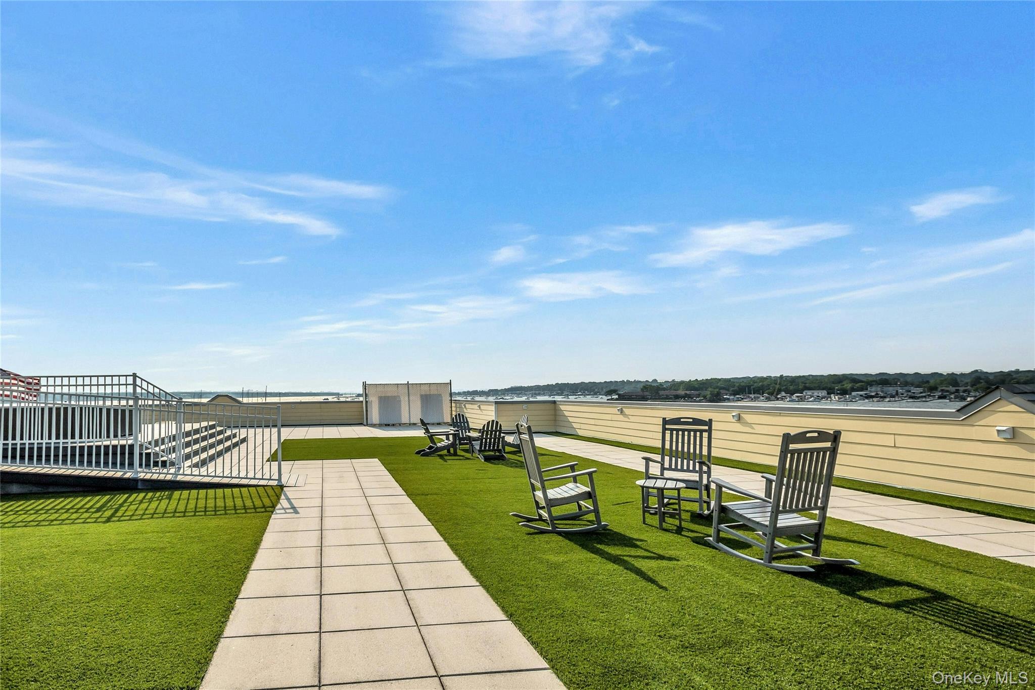 433 Main Street # 203, Port Washington, NY 11050