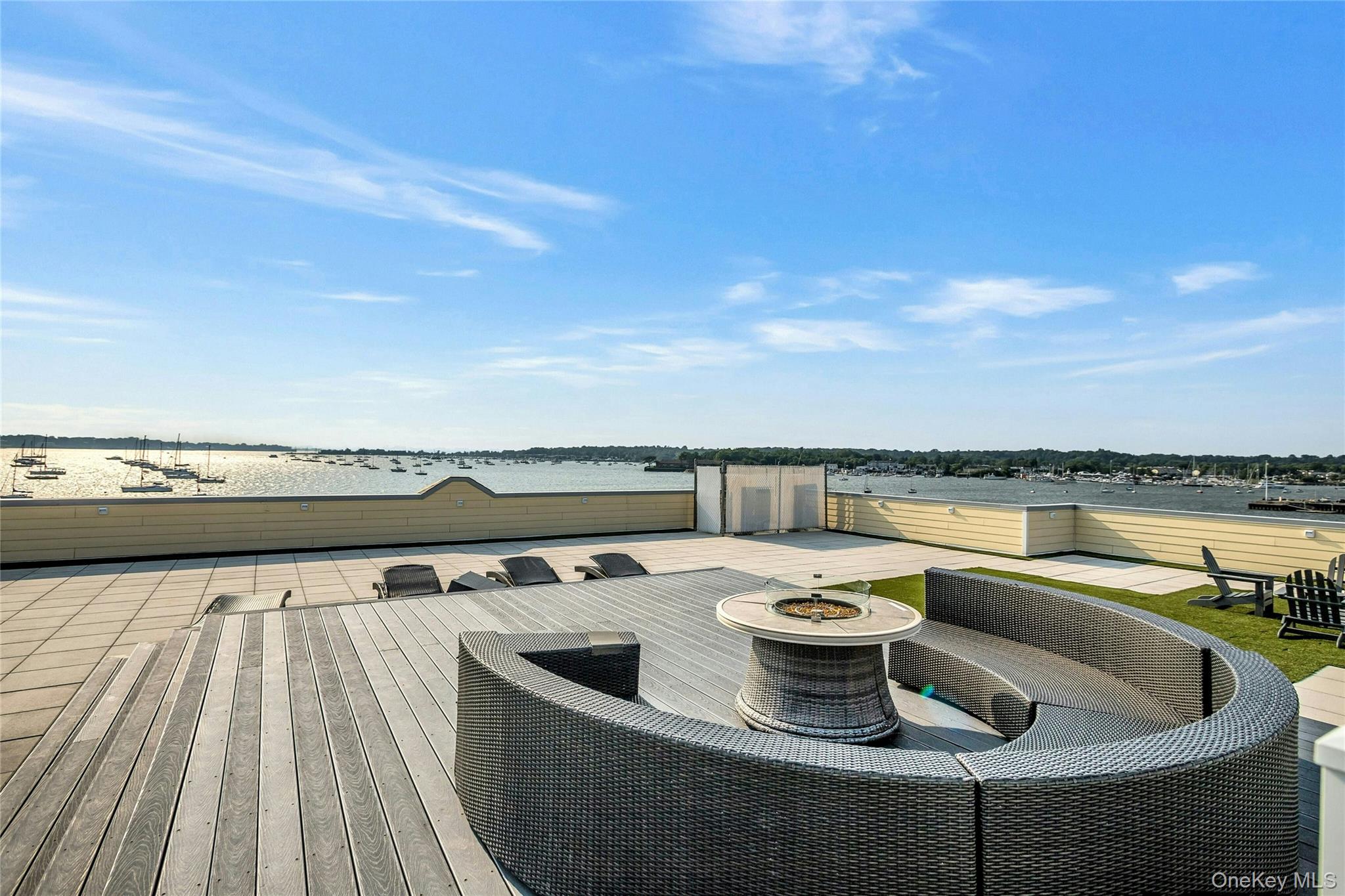 433 Main Street # 203, Port Washington, NY 11050