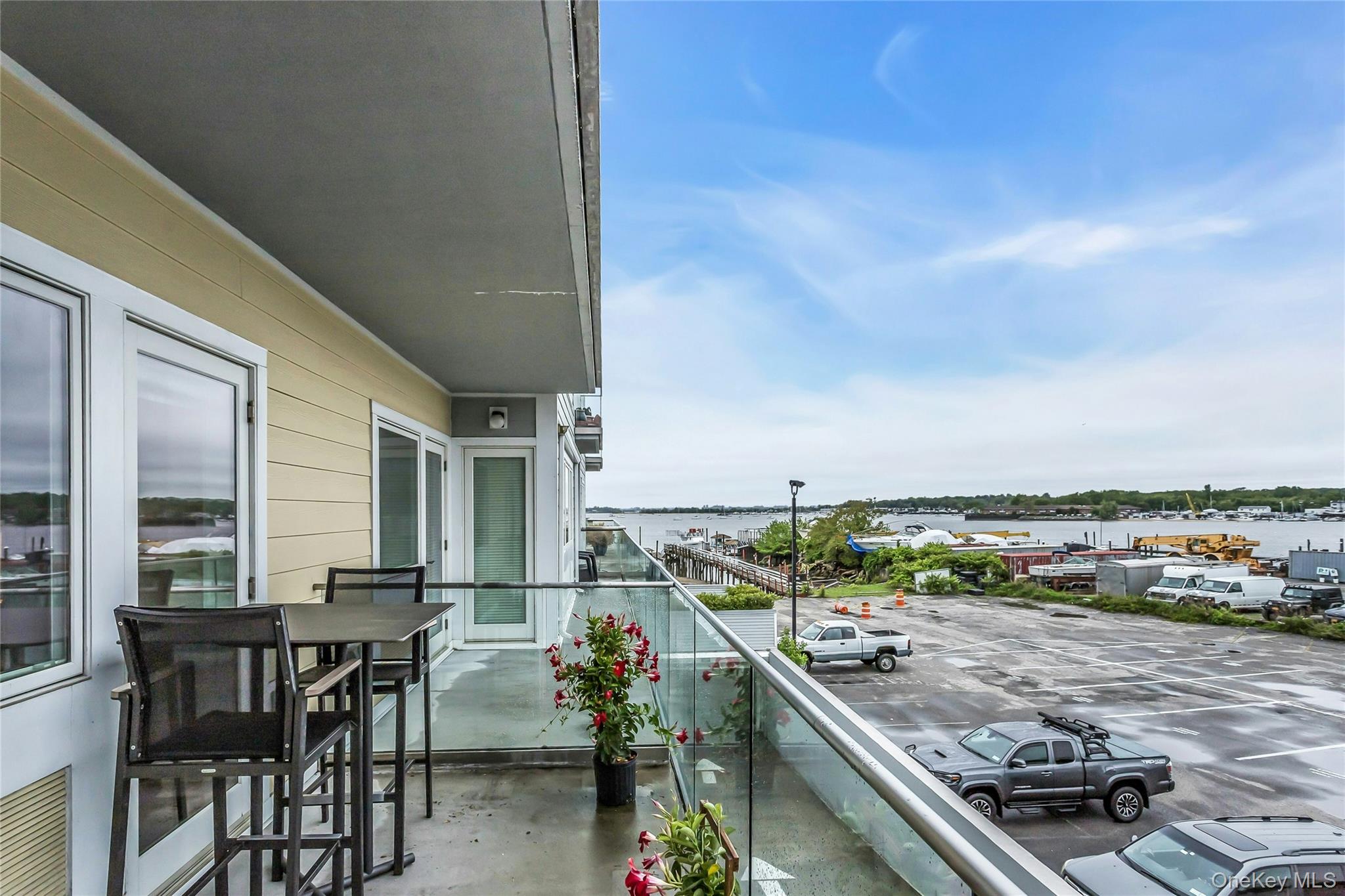 433 Main Street # 203, Port Washington, NY 11050