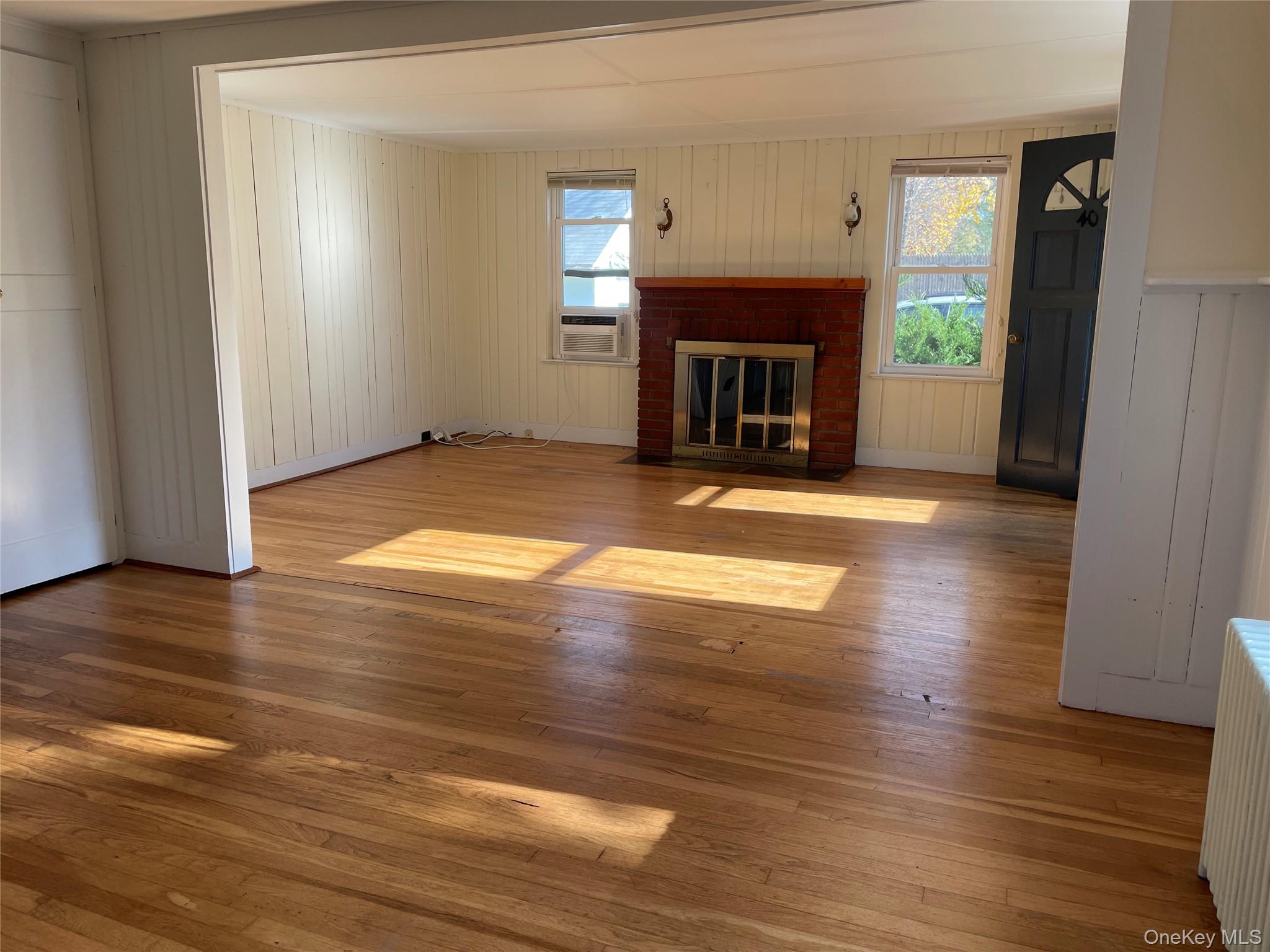 40 W Garden Street, Rhinebeck, NY 12572