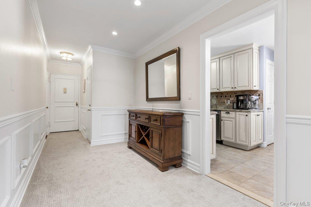 15 Bryant Crescent # 1K, White Plains, NY 10605