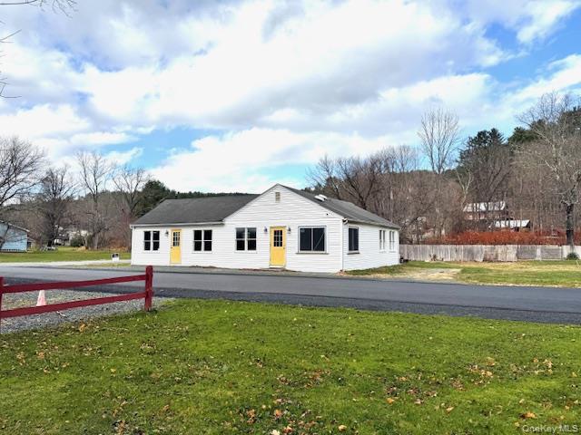 12 River Road, Barryville, NY 12719