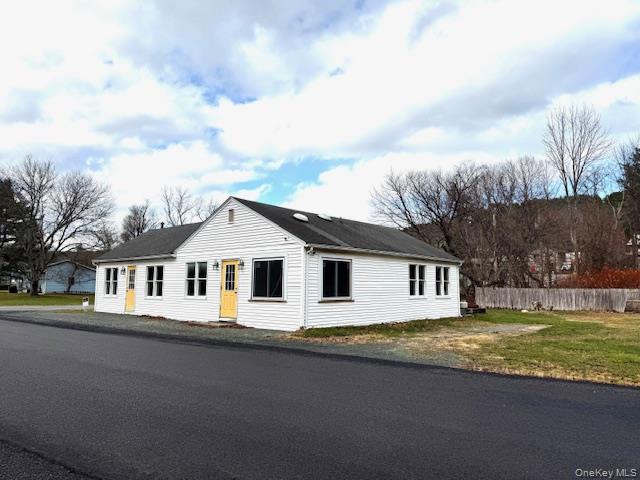 12 River Road, Barryville, NY 12719