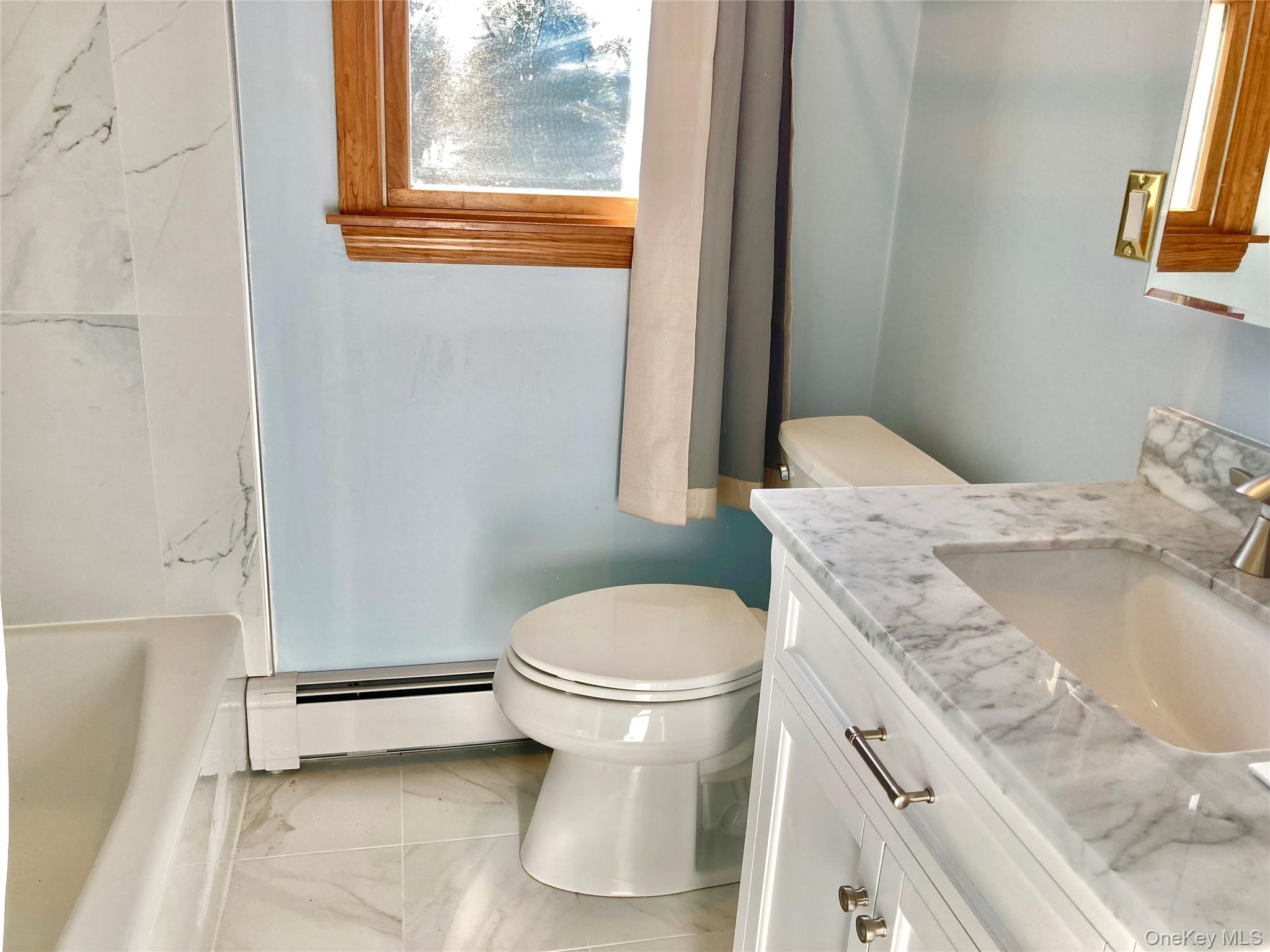 12 Soundview Avenue # Upper, Oyster Bay, NY 11771