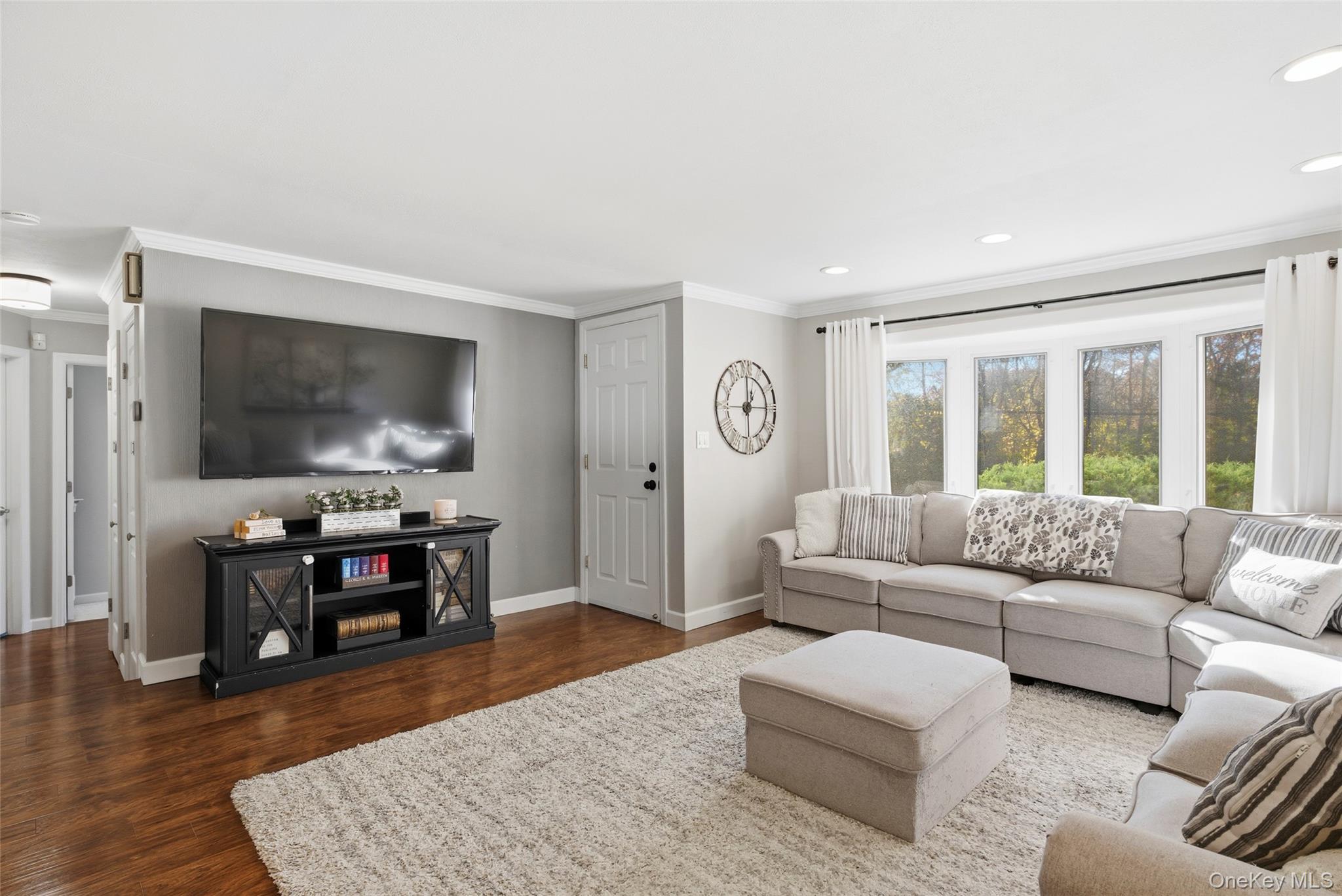 33 Urban Drive, Selden, NY 11784