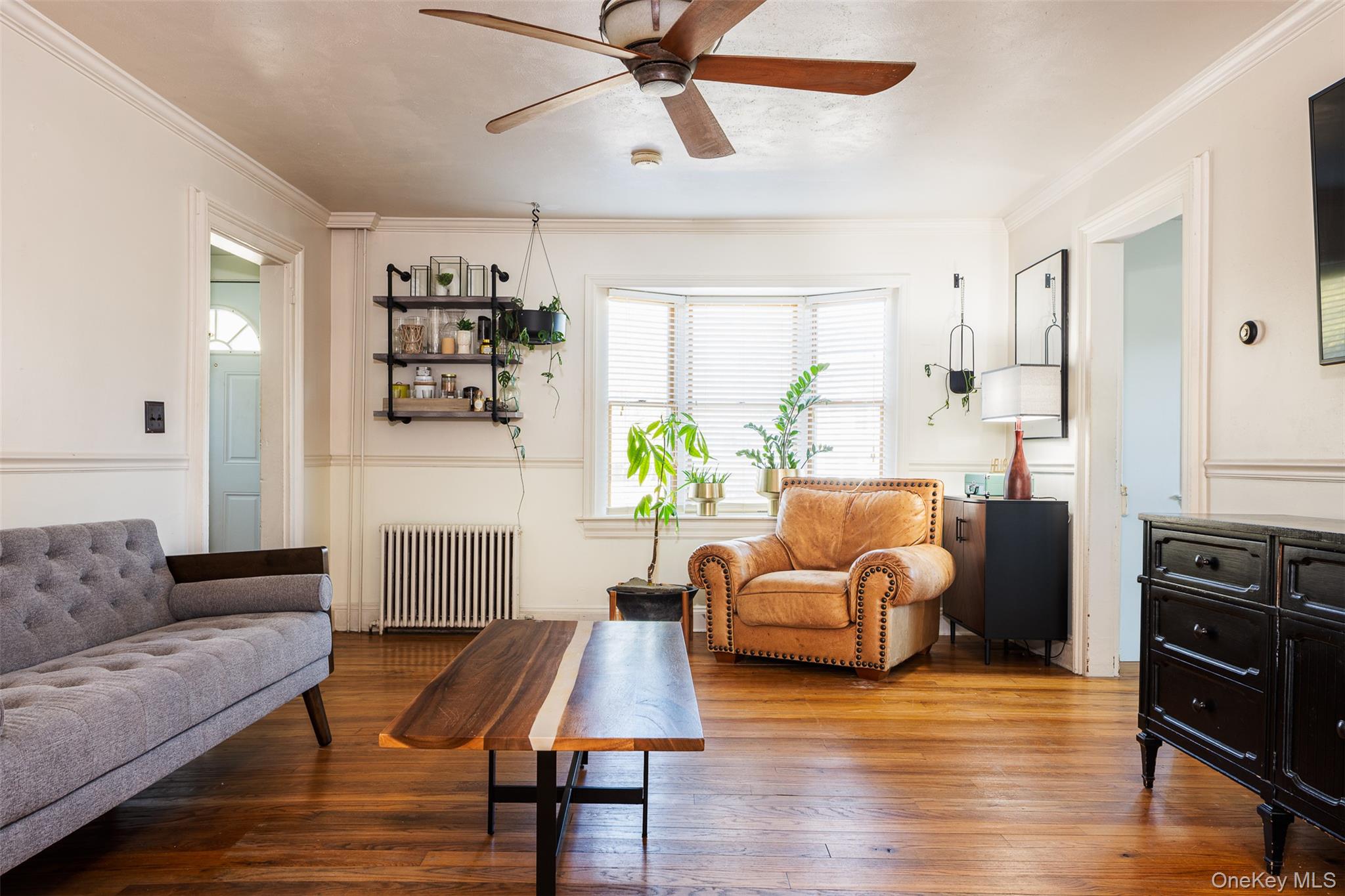 428 Montauk Highway, East Moriches, NY 11940