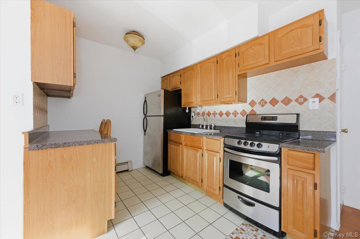 475 W Broadway # B2, Long Beach, NY 11561