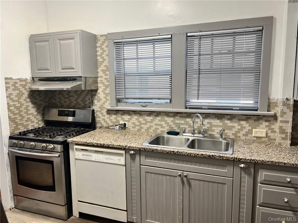 65 Monhagen Avenue, Middletown, NY 10940