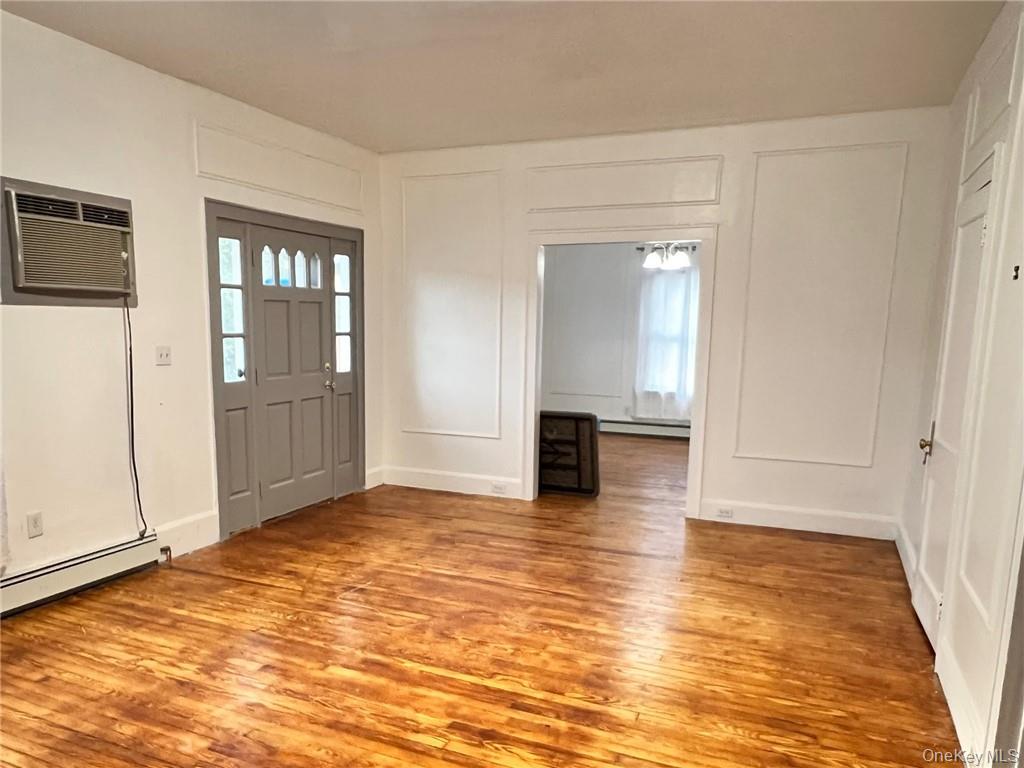 65 Monhagen Avenue, Middletown, NY 10940