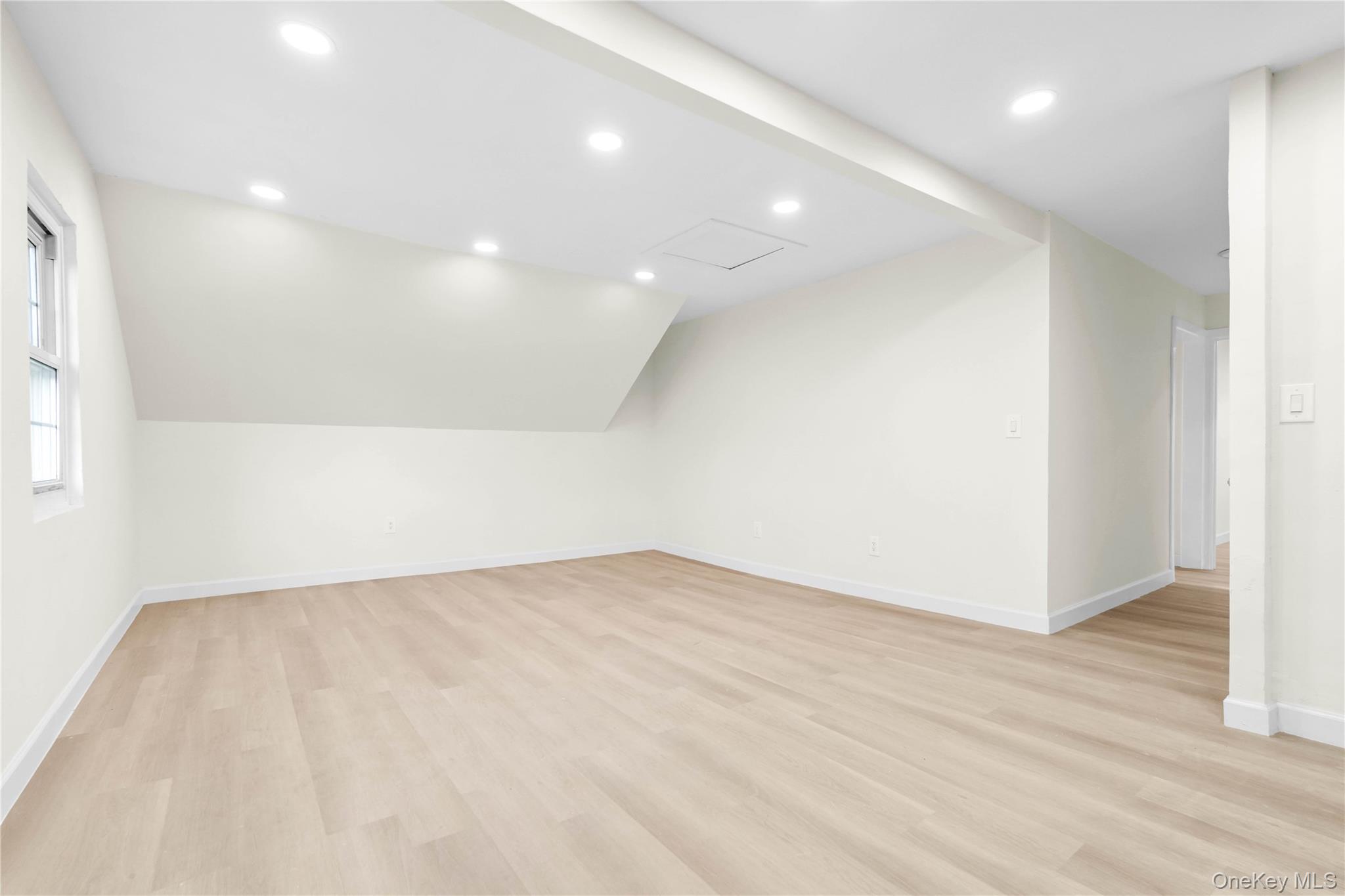 27 Dell Avenue, Mount Vernon, NY 10553