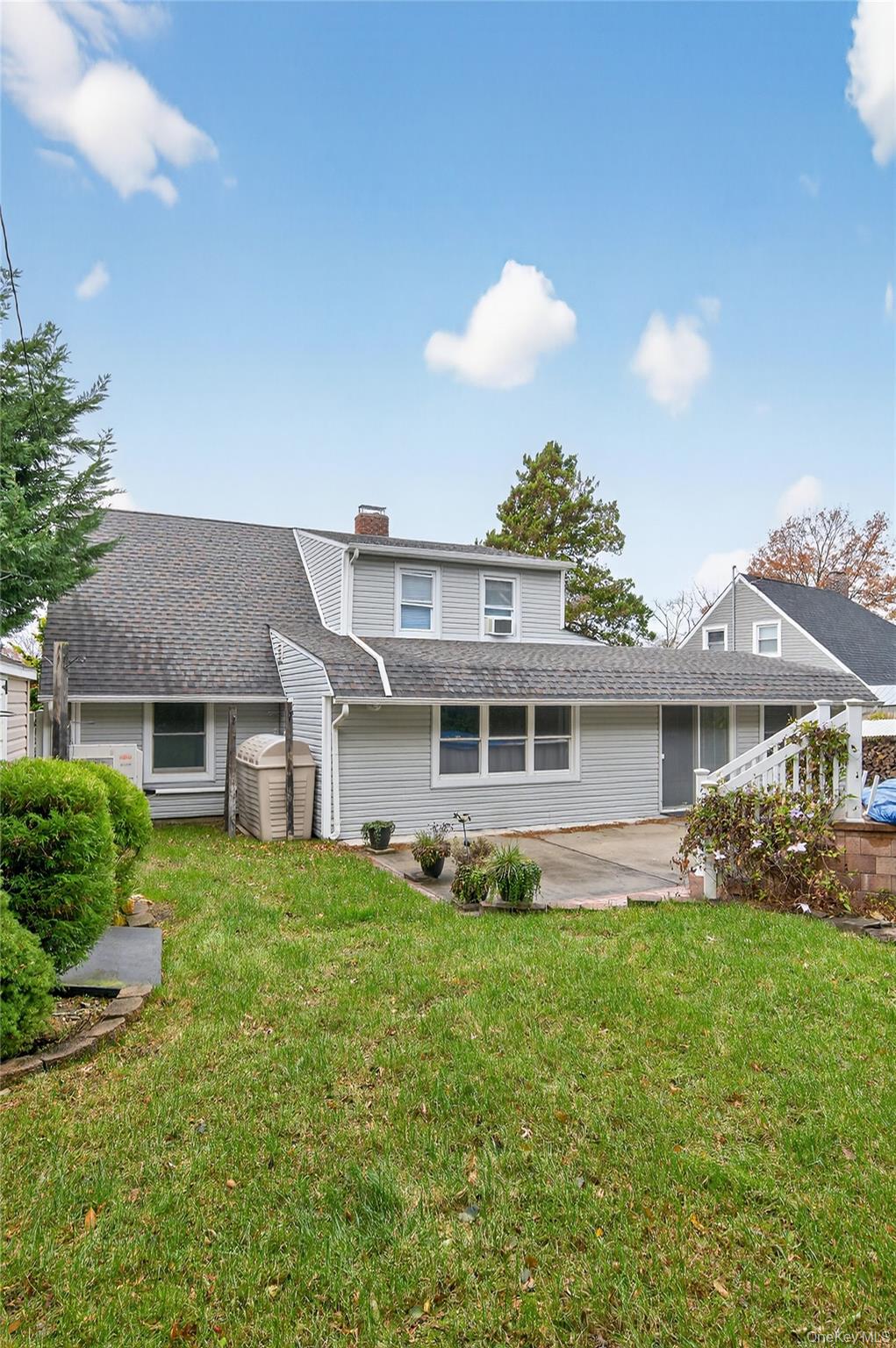 7 Lowland Road, Levittown, NY 11756