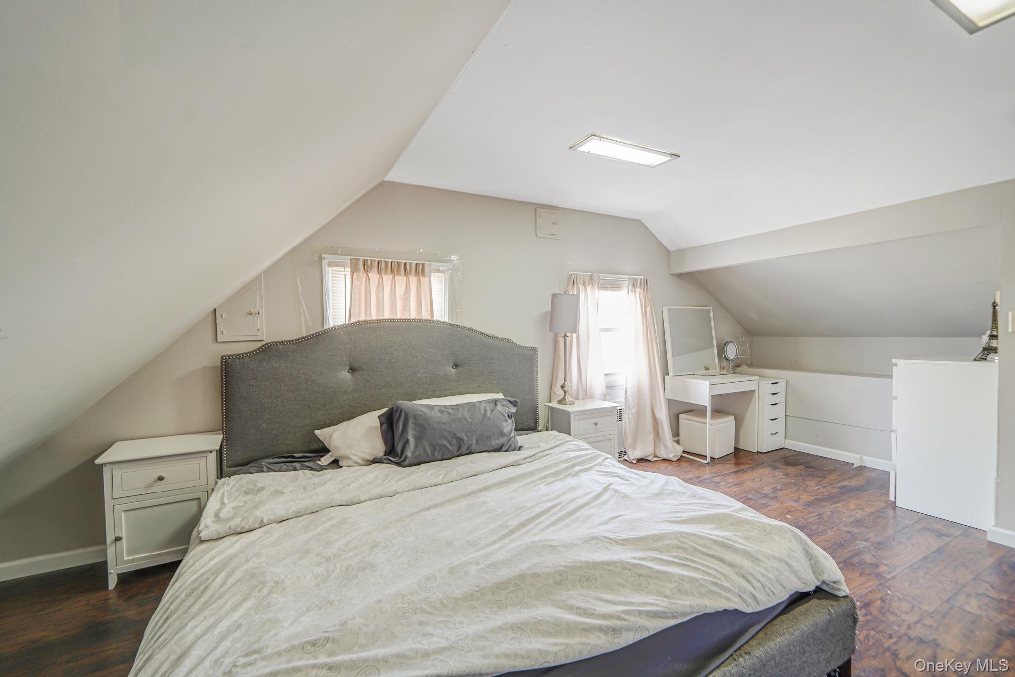 18 Chickadee Lane, Levittown, NY 11756