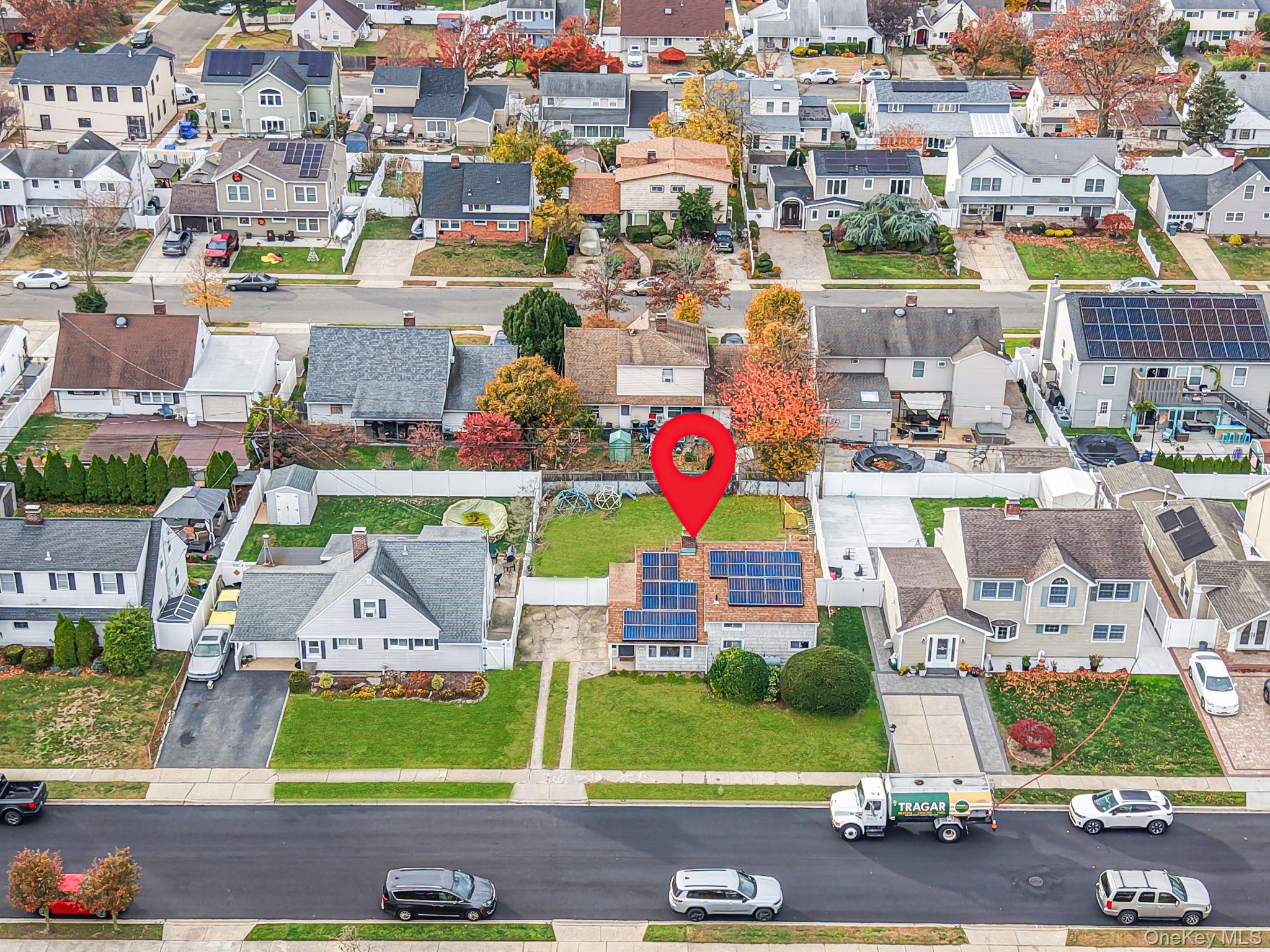 18 Chickadee Lane, Levittown, NY 11756