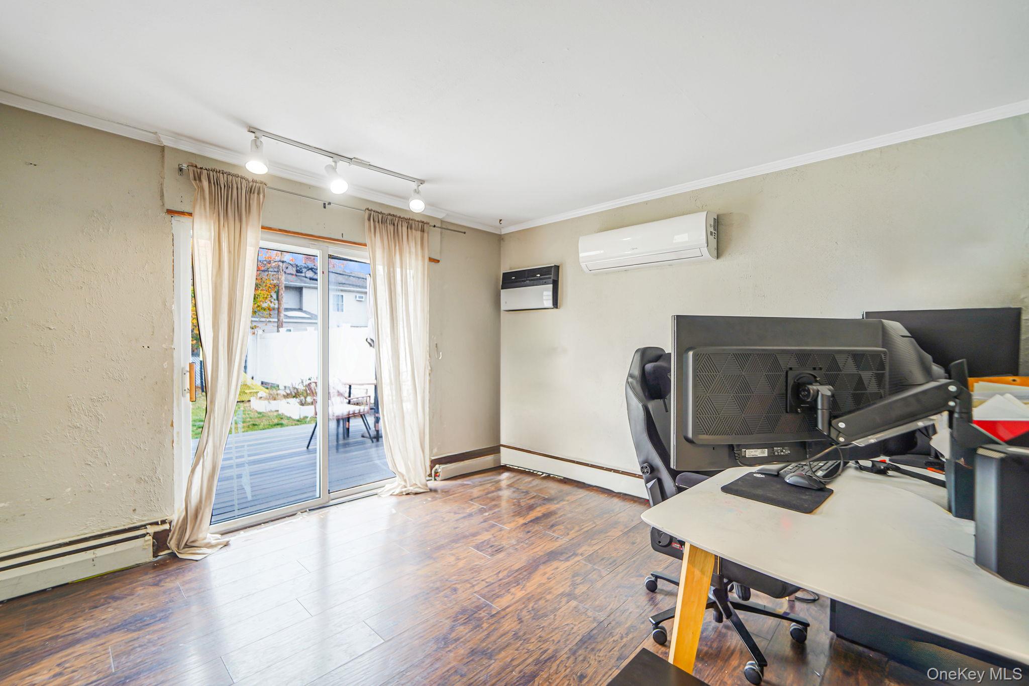 18 Chickadee Lane, Levittown, NY 11756